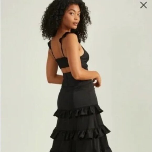 Altar'd State Dresses & Skirts - Altar’d State Black Ruffle High-Low Alana Marie Maxi Dress M